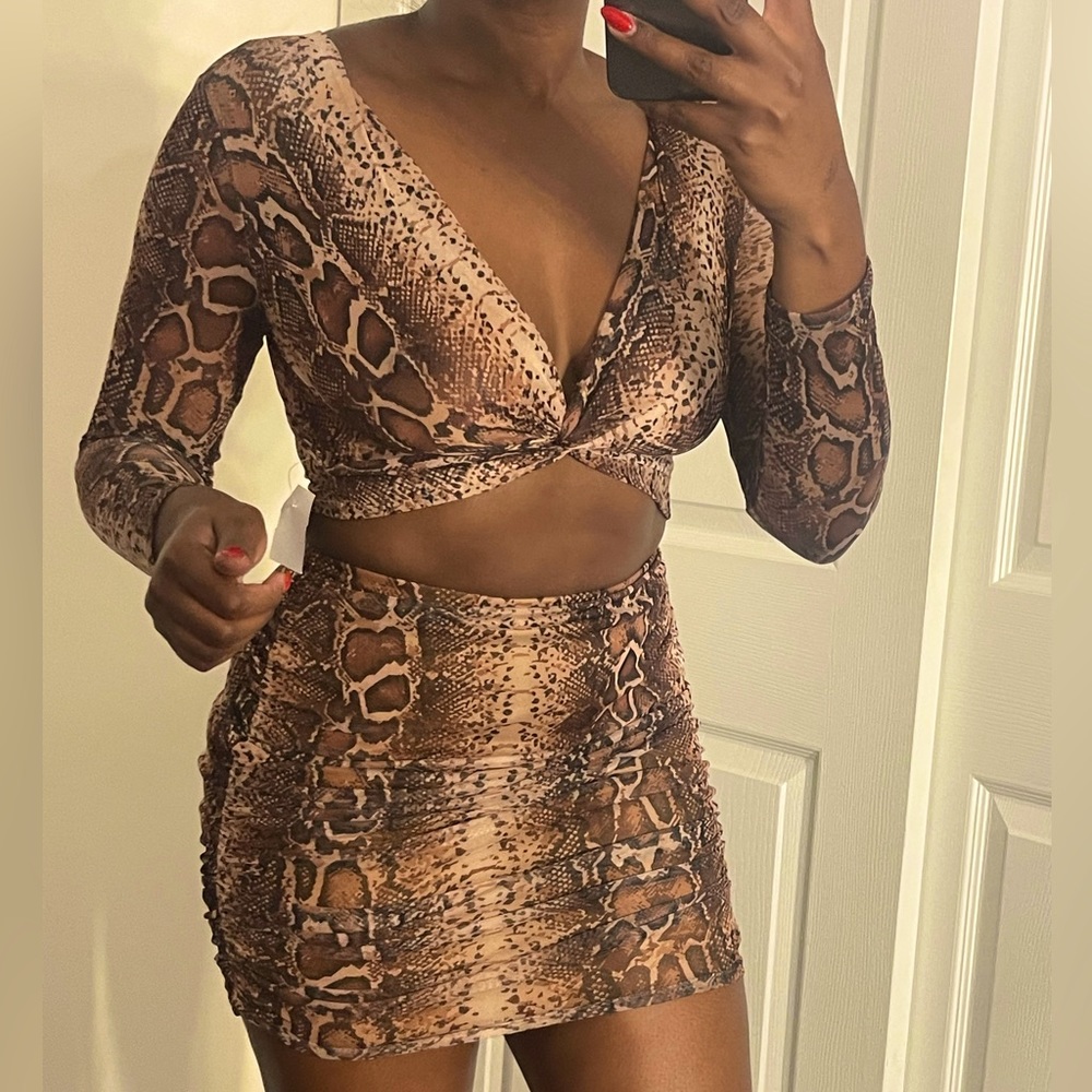 2pc snakeskin set